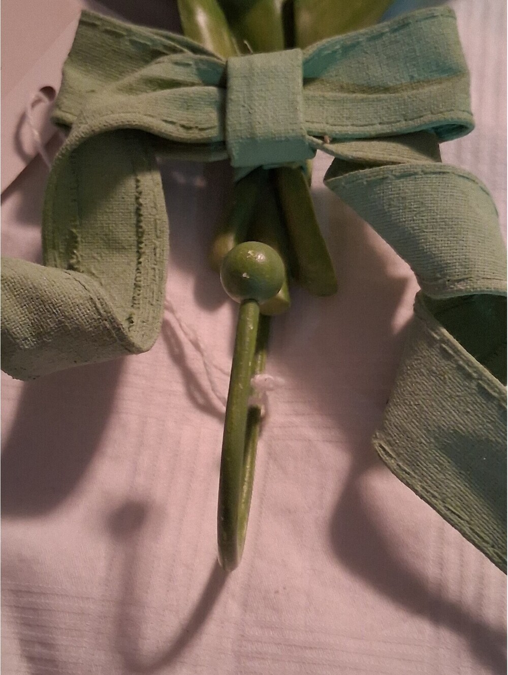 Handcrafted Lily of the Valley Wall Hook with Green Bow - Picture 6 of 6